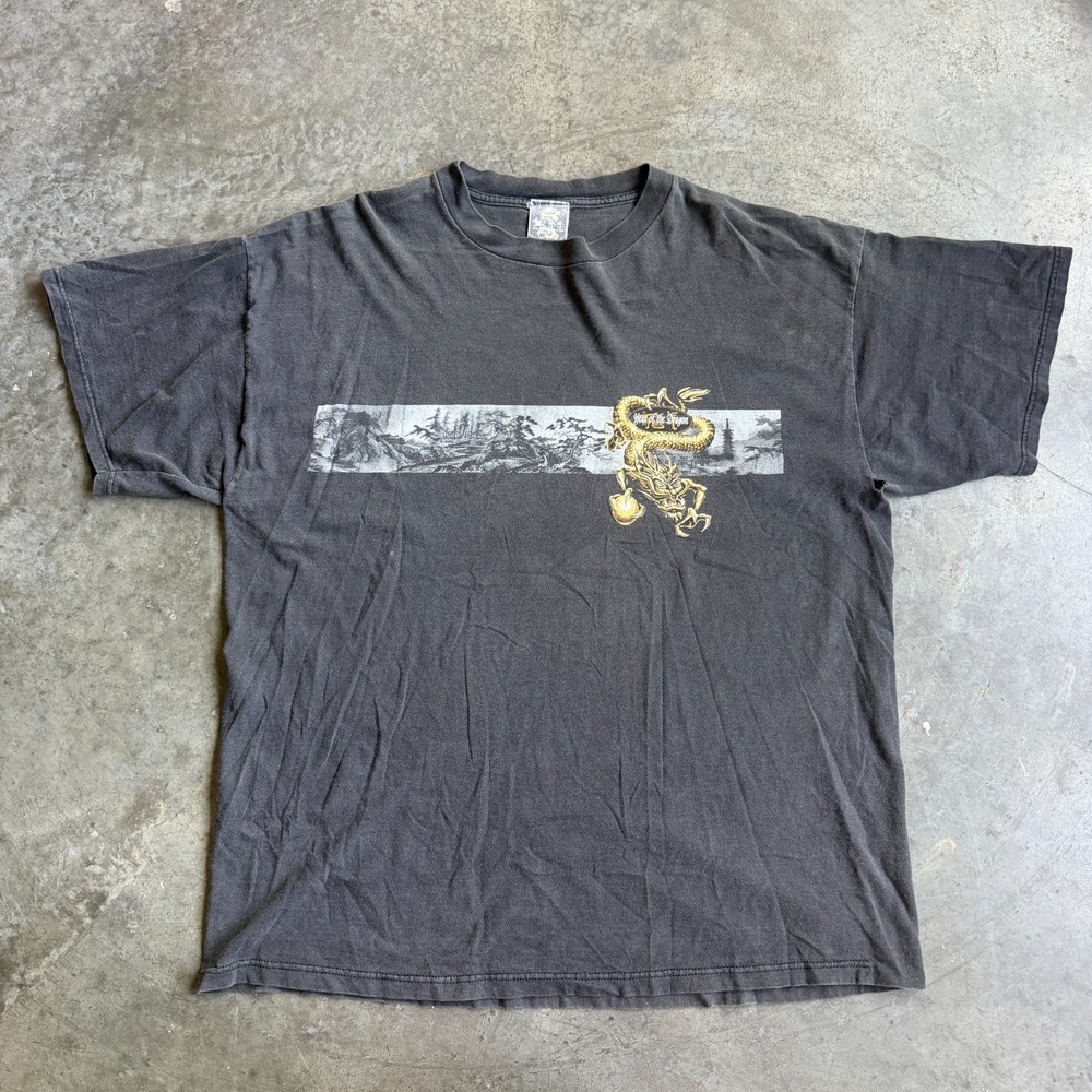 Vintage Silver Strand Mens XL Gray Tribal Dragon Graphic Shirt Skate Surf 24x30